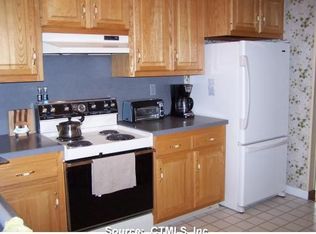 95 Earl St, Bristol, CT 06010