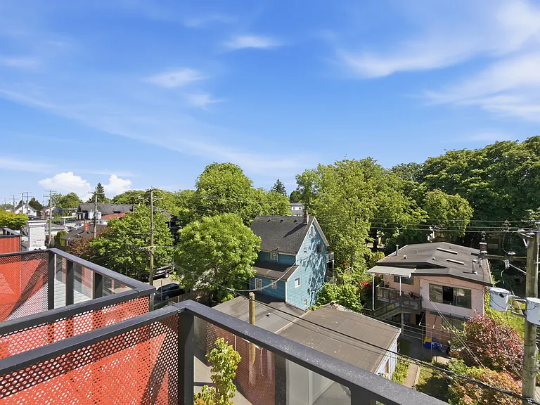 2511 Carolina St — Photo 60