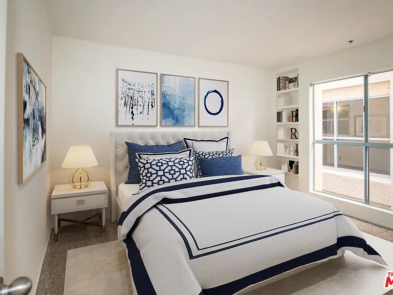 410 S Barrington Ave #205 — Photo 4