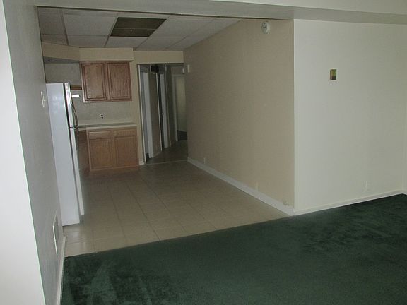 2nd image of 2246 S 15th St #1B-1BA-700SQFT