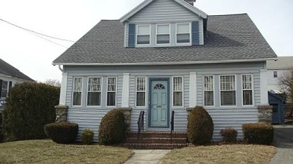 1st image of 1105 Essex St