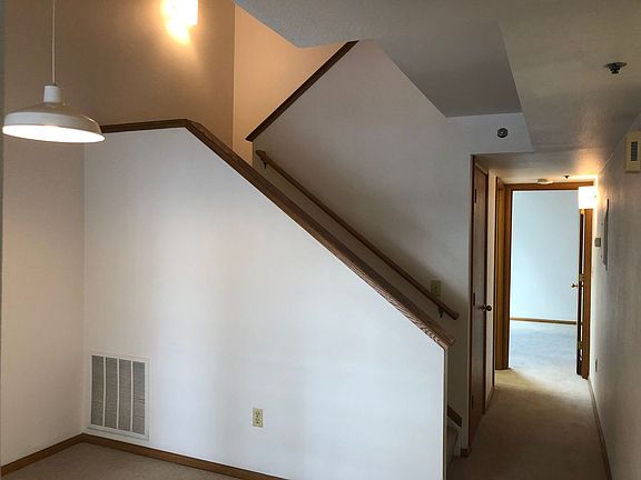 2nd image of 3055-3061 29th St #203