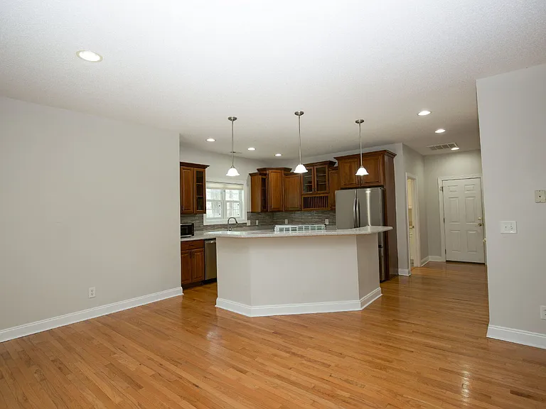 108 Fawnwood Dr — Photo 10