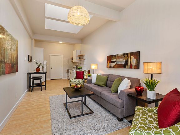 5th image of 410 Franklin St SE APT 14