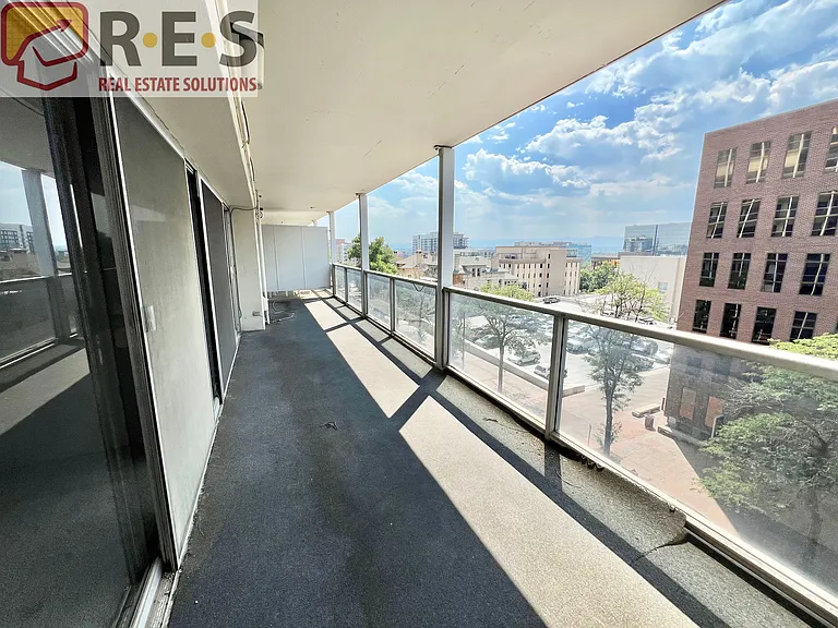 888 N Logan St #6I — Photo 13