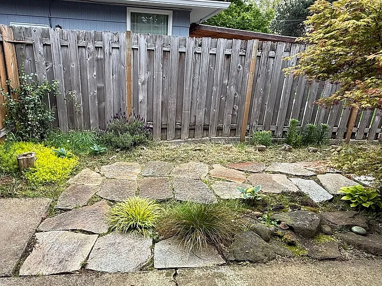 906 SE 165th Ave — Photo 32