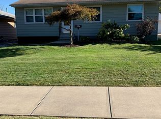 347 S Ridge Dr, Cleveland, OH 44109