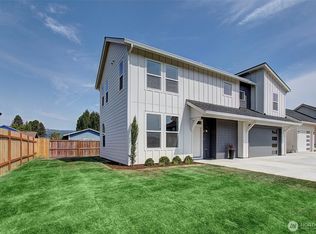 442 Washington St, Woodland, WA