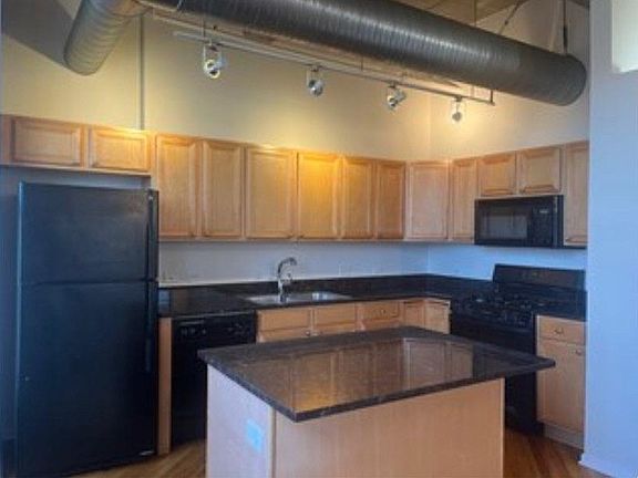 4th image of 2029 Grand Ave Unit 311