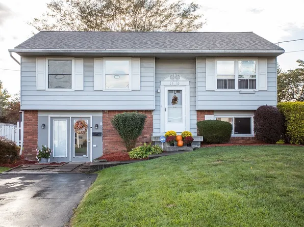 2312 Cowling Rd, Scottdale, PA 15683