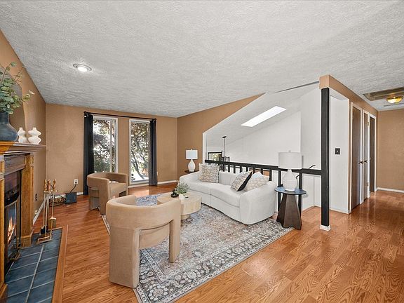 3rd image of 4114 E 25th Ave