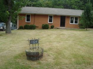 1024 Locust St, Paris, TN 38242