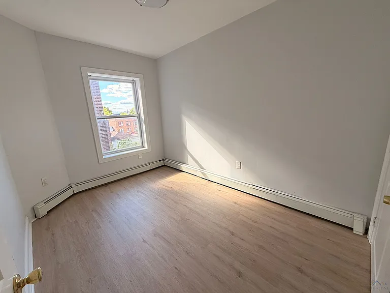 16 Olean Ave #41E — Photo 7
