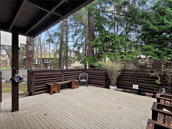 2nd image of 897 Admirals Rd #13