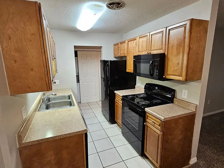 1695 Lee Rd #D213 — Photo 13