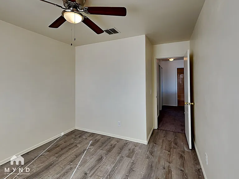 783 W Flaming Arrow Dr — Photo 17