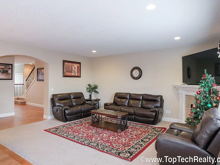 15963 NW Linder St — Photo 8