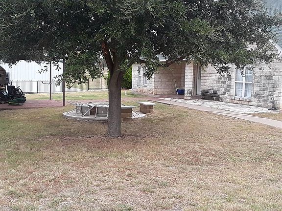 4th image of 808 Neptune Dr