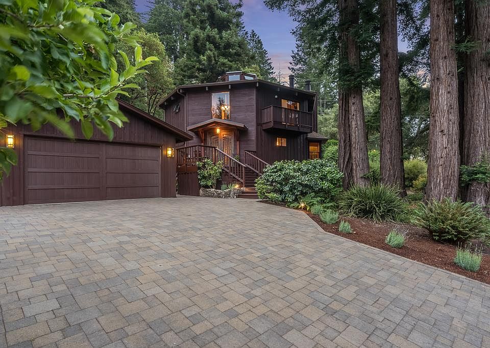 1st image of 309 Spreading Oak Dr