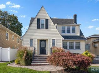 197 10th St, Wood Ridge, NJ 07075
