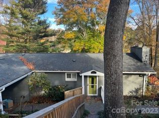 74 Plymouth Cir, Asheville, NC 28803