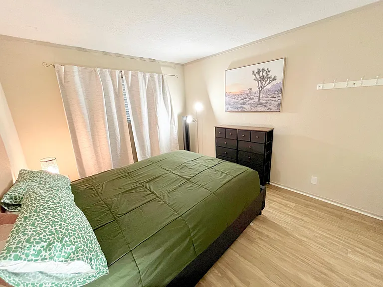 2860 N Los Felices Rd #100 — Photo 12