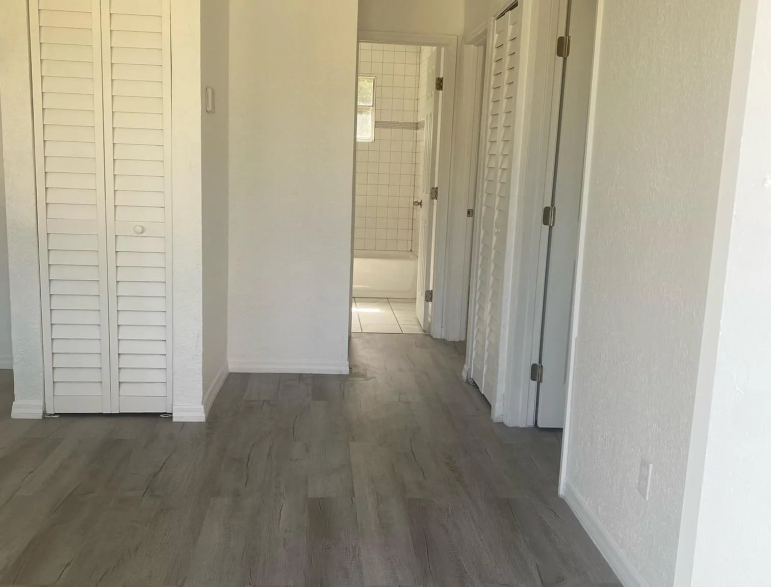 1212 Nobles Ter — Photo 4