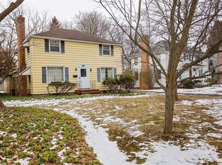95 Suburba Ave, Rochester, NY 14617