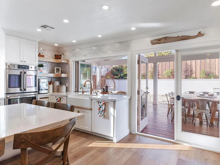 4852 Mount Almagosa Dr — Photo 12
