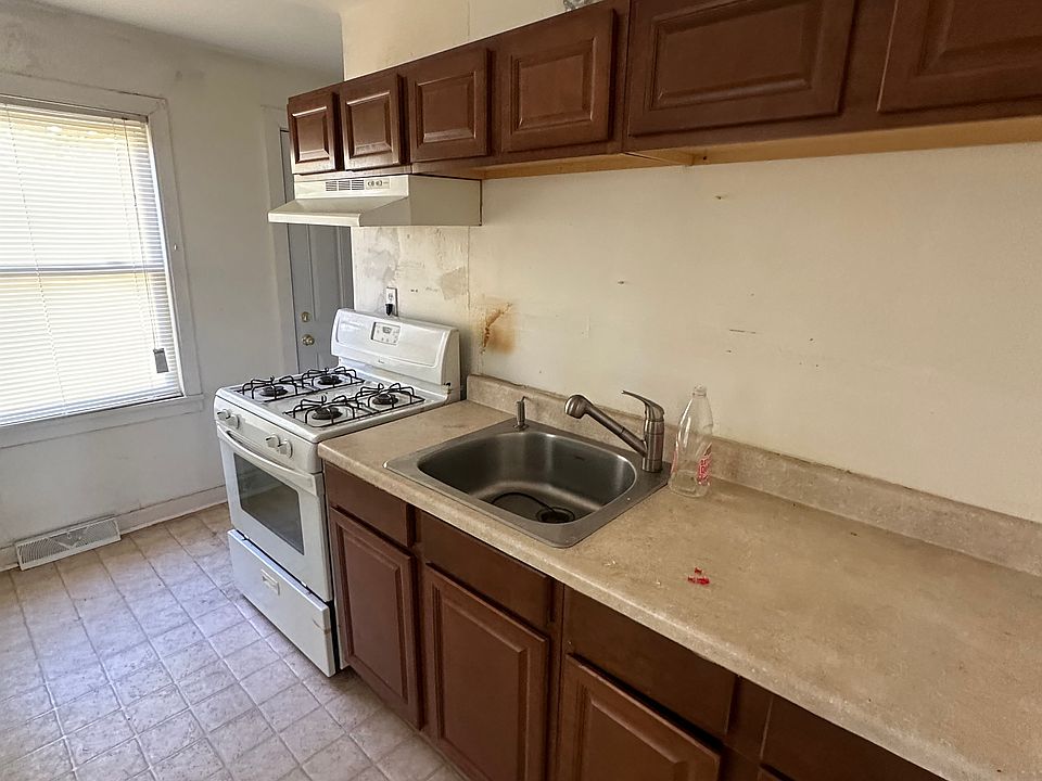 31 Rock Creek Rd New Haven CT Zillow