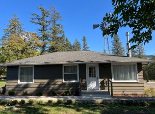 (Undisclosed Address), White Salmon, WA 98672