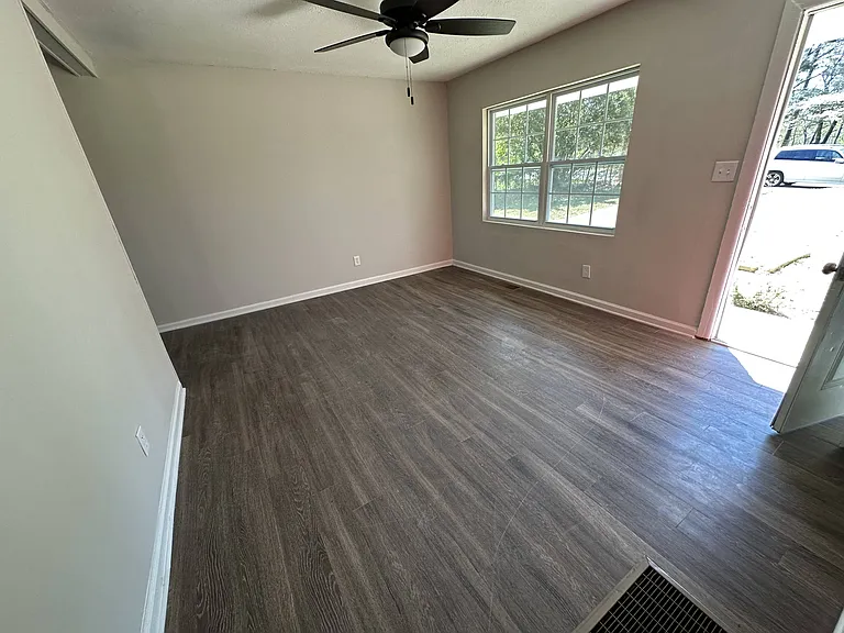 8079 Attleboro Dr — Photo 11