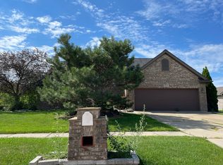 14034 Glenwood Dr, Shelby Township, MI