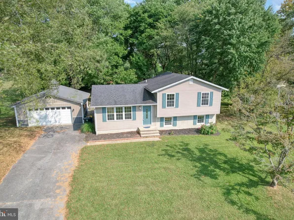 44 W Inner Cir, Dover, DE 19904