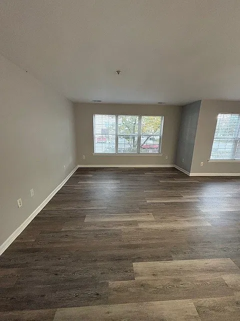 3 bed, 1220 sqft, $1,850 — Photo 3