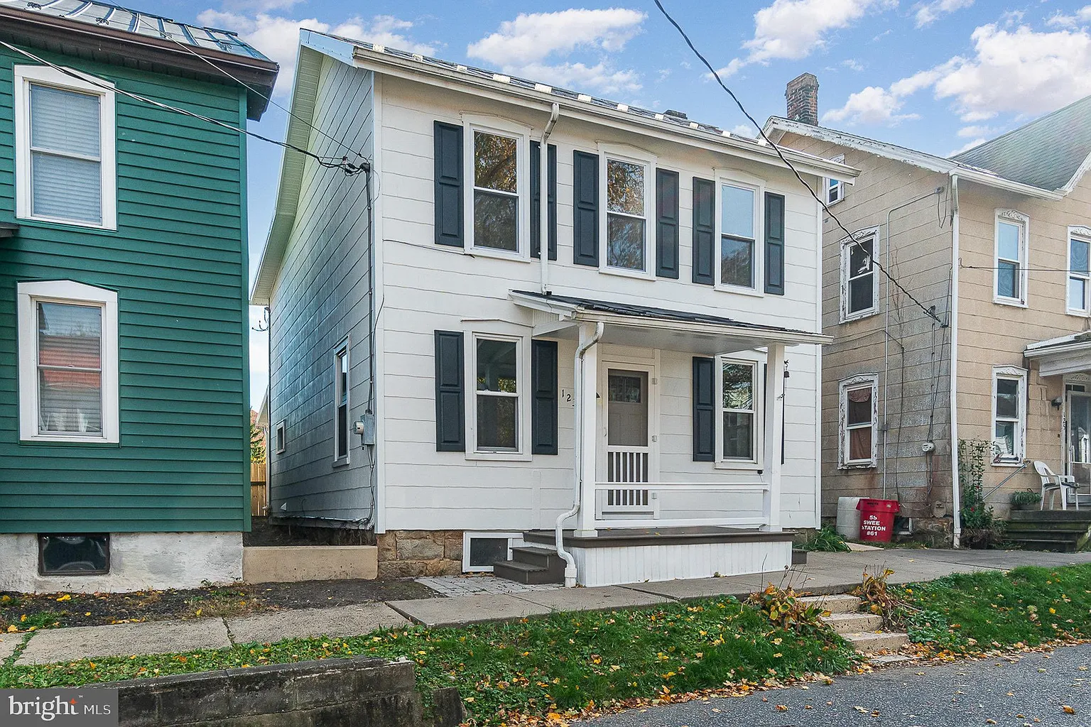 123 W McClure St photo 1