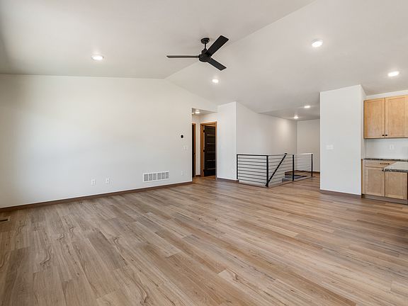 5th image of 8415 Healing Way #1