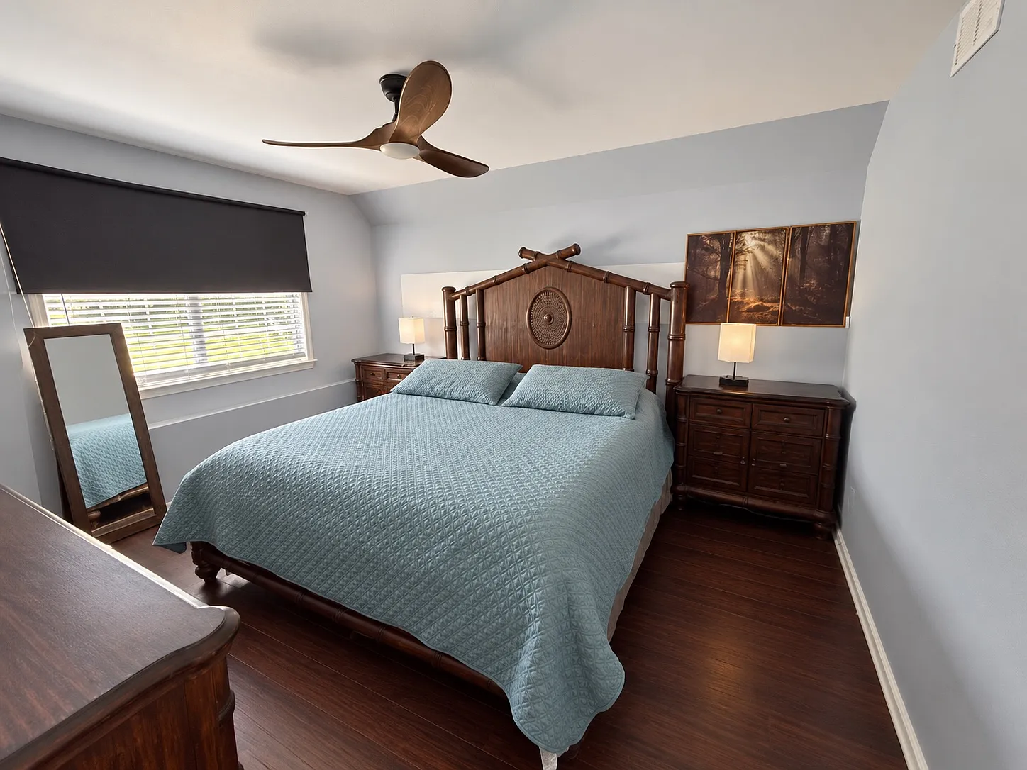5 bed, 2174 sqft, $2,479 — Photo 3