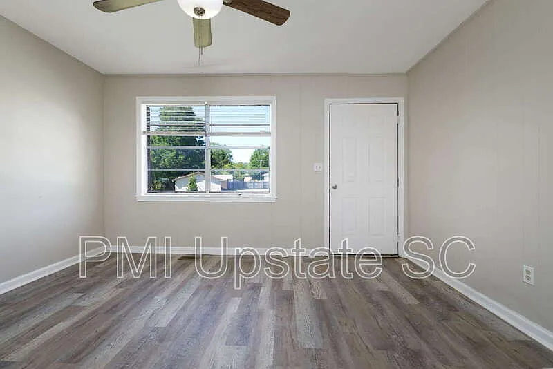 700 Brook St — Photo 4