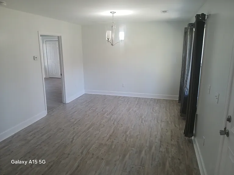 230 Northwest Ave — Photo 5