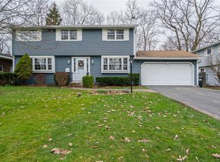 218 Oakridge Ter, Liverpool, NY 13088
