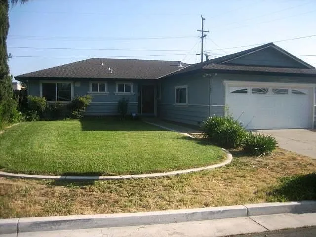 1251 Ramona Ave photo 1