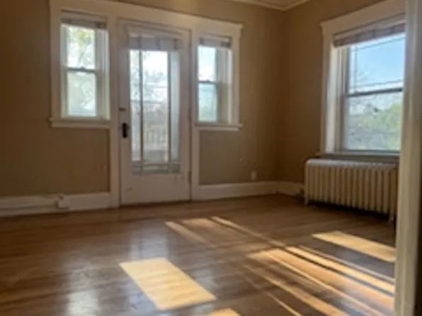 Dewey Apartments (3301 Dewey Ave.), 3301 Dewey Ave APT 6, Omaha, NE 68105