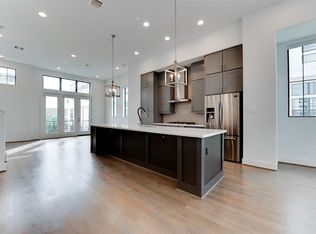 2928 Lamar St, Houston, TX 77003