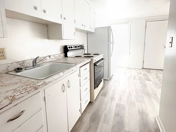 1110 S Main St #1110