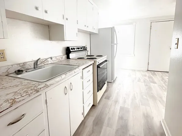 The Village at Main, 1110 S Main St #19, Moscow, ID 83843