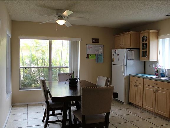2nd image of 5919 Birchwood Dr