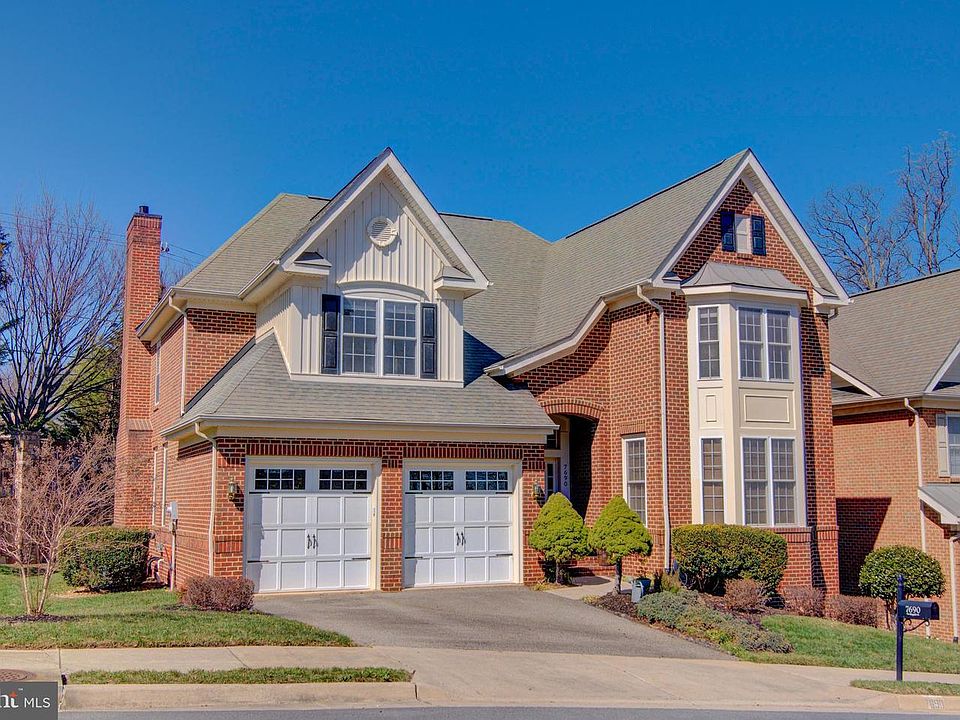 1st image of 7690 Oak Field Ct