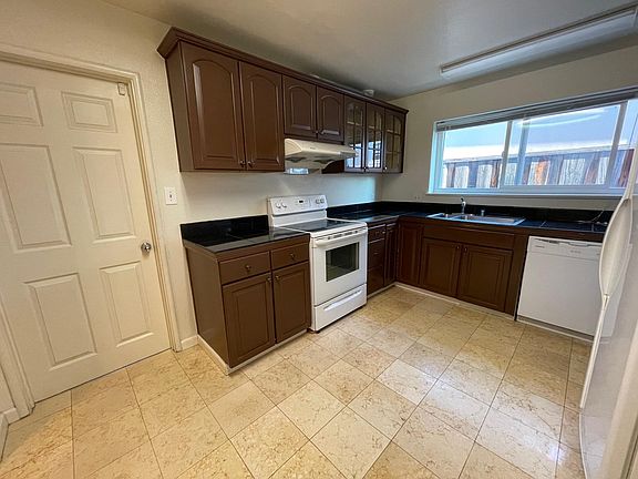 2nd image of 1361 Heckman Way