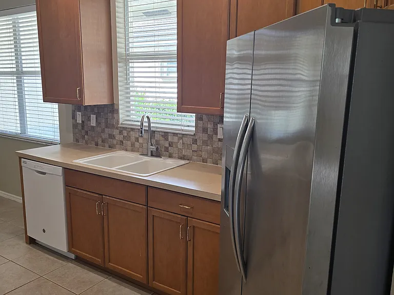 204 SW Coconut Key Way — Photo 21